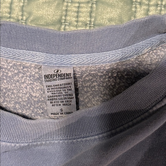 Bo Burnham Burning House Fire Blue Sweatshirt Small S Don’t Panic Cross Stitch - Picture 5 of 8